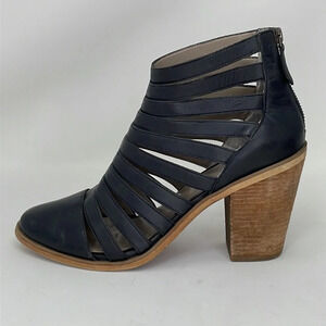 Hinge Ankle Booties Shoes Heels Pumps Black Caged Leather Strappy Heels Size 9.5